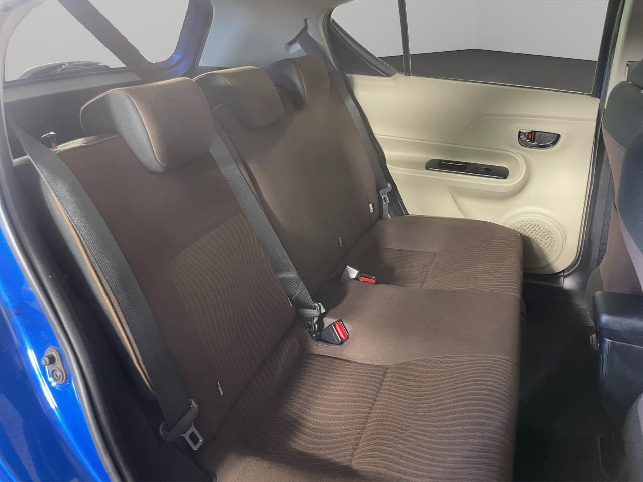 2012 Toyota Aqua G Hatchback REVERSING CAMERA + PARKING SENSORS