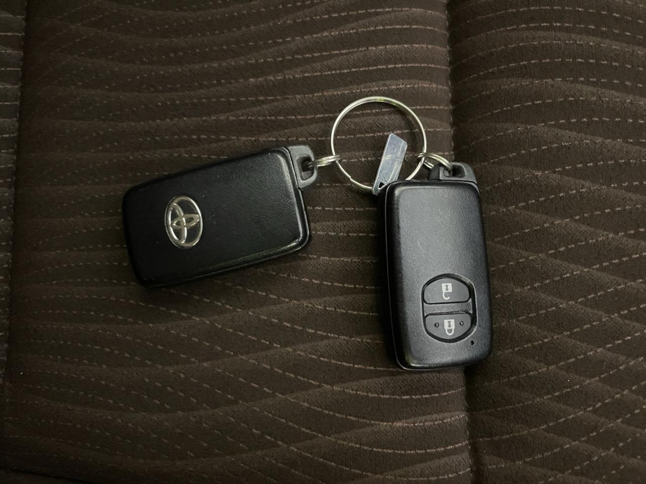 2012 Toyota Aqua G Hatchback REVERSING CAMERA + PARKING SENSORS