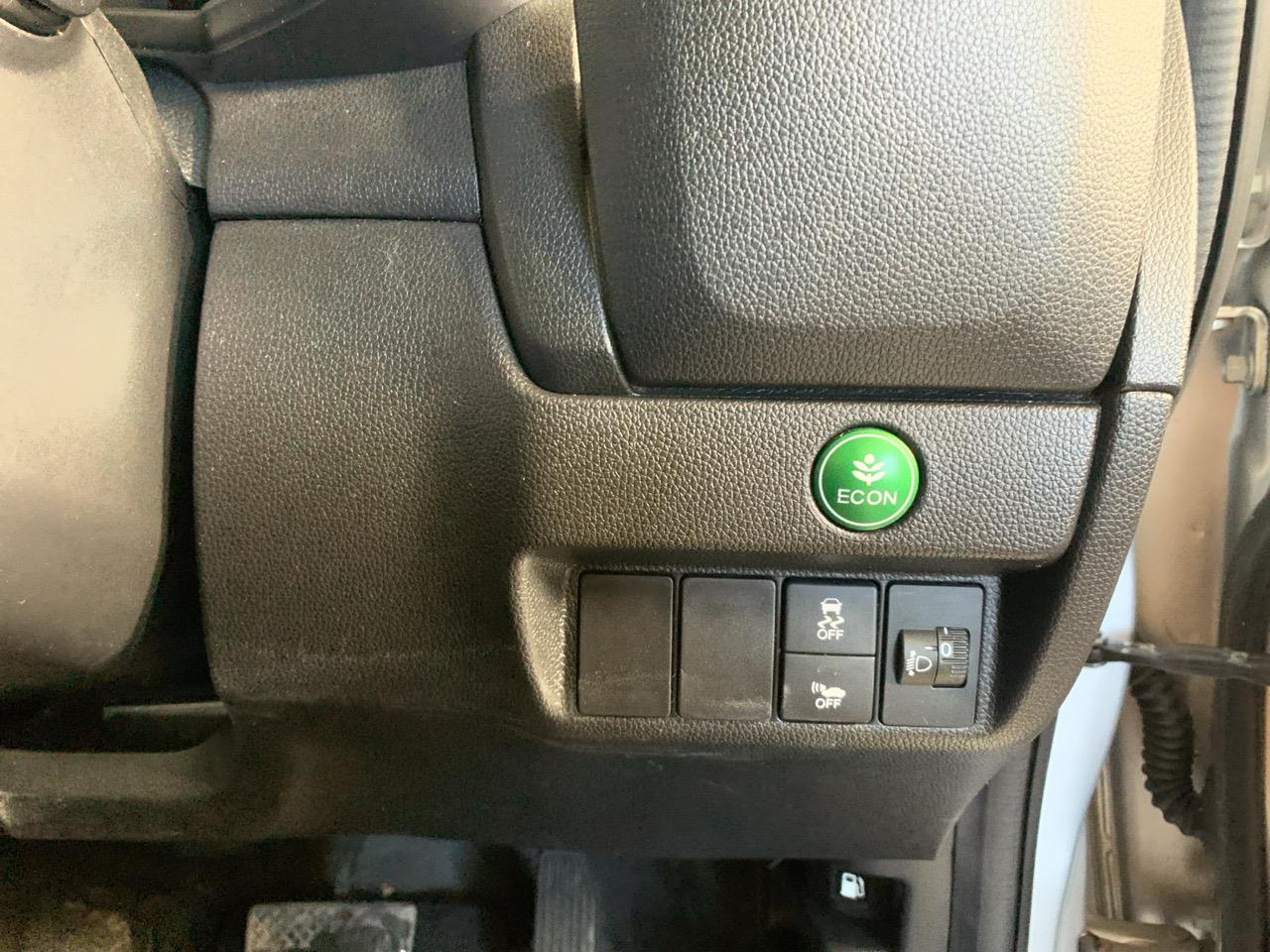 2015 Honda Fit Jazz Hybrid New Shape Hatchback REVERSING CAMERA + PUSH BUTTON START