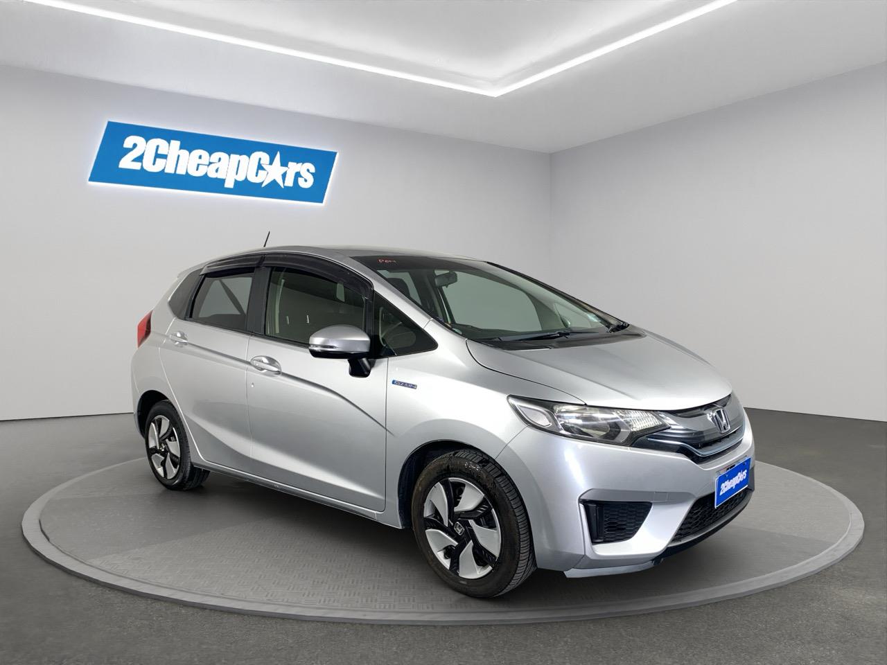 2015 Honda Fit Jazz Hybrid New Shape Hatchback REVERSING CAMERA + PUSH BUTTON START