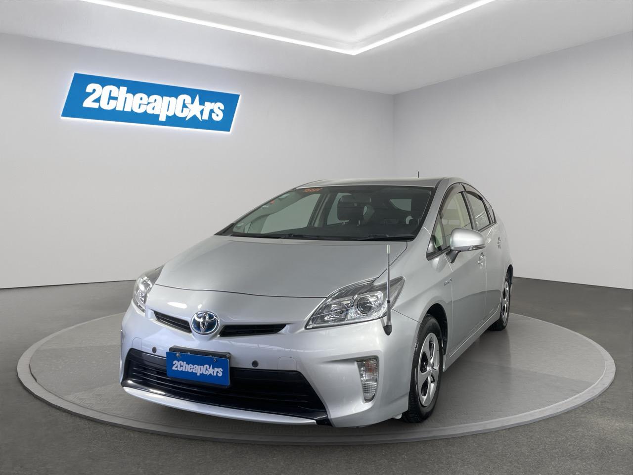2013 Toyota Prius S Station Wagon