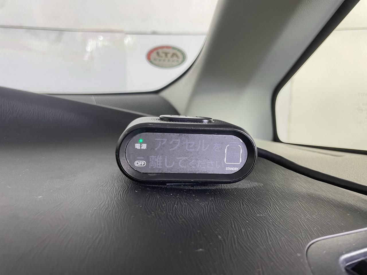 2013 Toyota Prius S Station Wagon REVERSING CAMERA + PARKING SENSORS