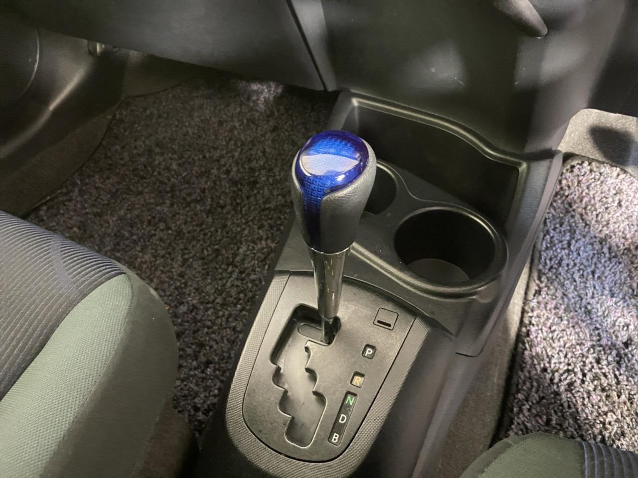 2015 Toyota Aqua Facelift Model S Hatchback LOW KM + HEATED SEAT + GREAT FUEL EFFICIENCY