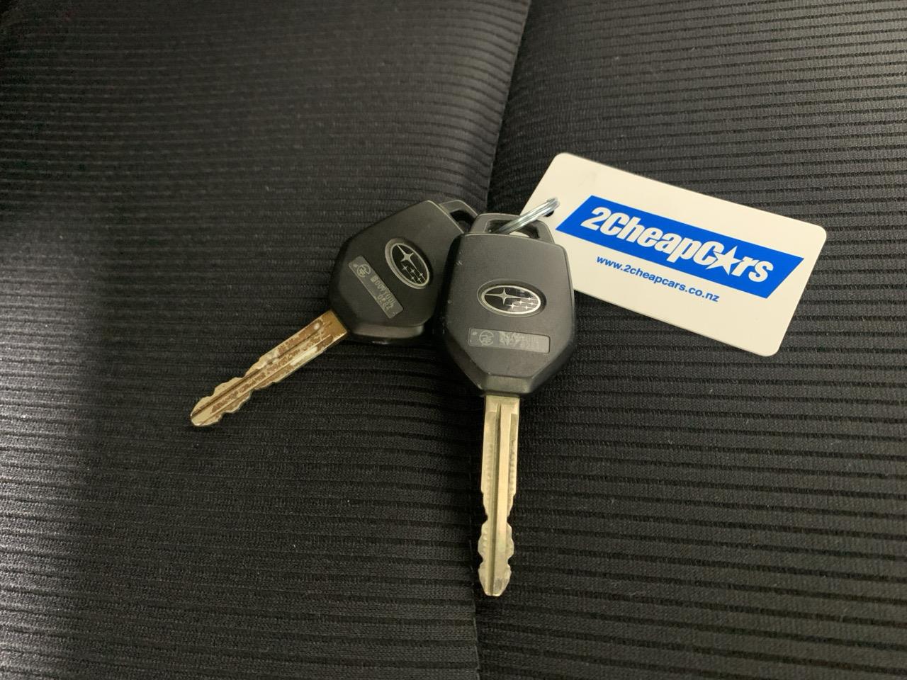 2012 Subaru G4 Impreza 2.0L Eyesight AWD Sedan AWD + CRUISE CONTROL + AUTO LIGHTS + EYESIGHT