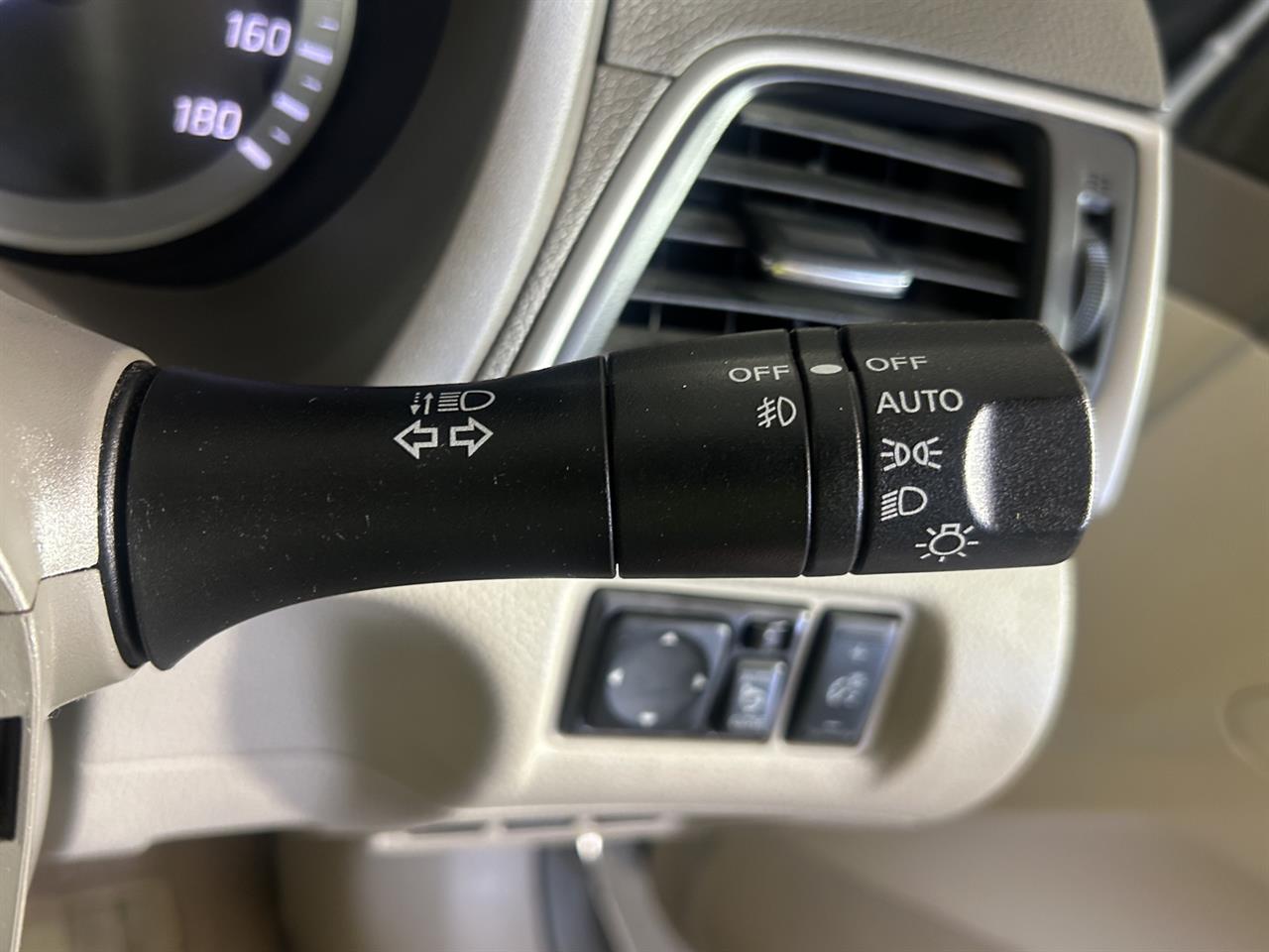 2013 Nissan Sylphy BLUEBIRD Sedan AUTO LIGHTS + PUSH BUTTON START