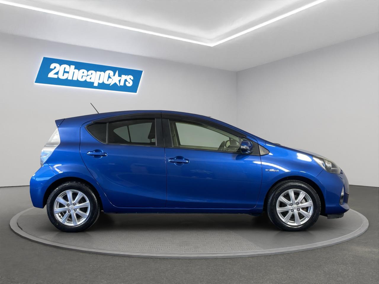 2014 Toyota Aqua G Hatchback HEATED SEATS + REVERSING CAMERA + AUTO LIGHT