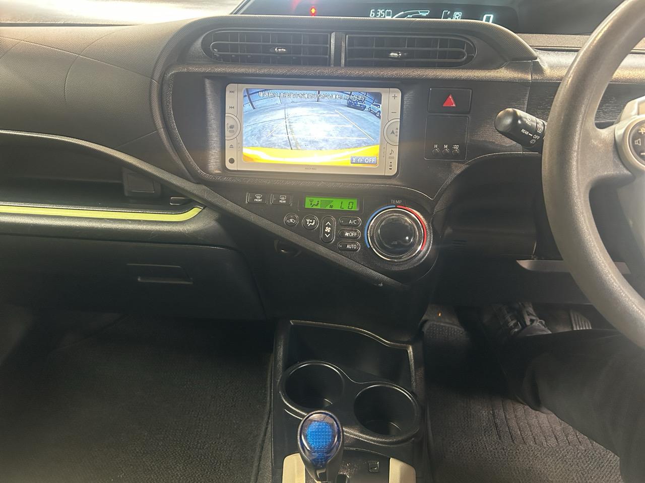 2014 Toyota Aqua S Hatchback PUSH BUTTON START + AUTO LIGHTS + REVERSING CAMERA