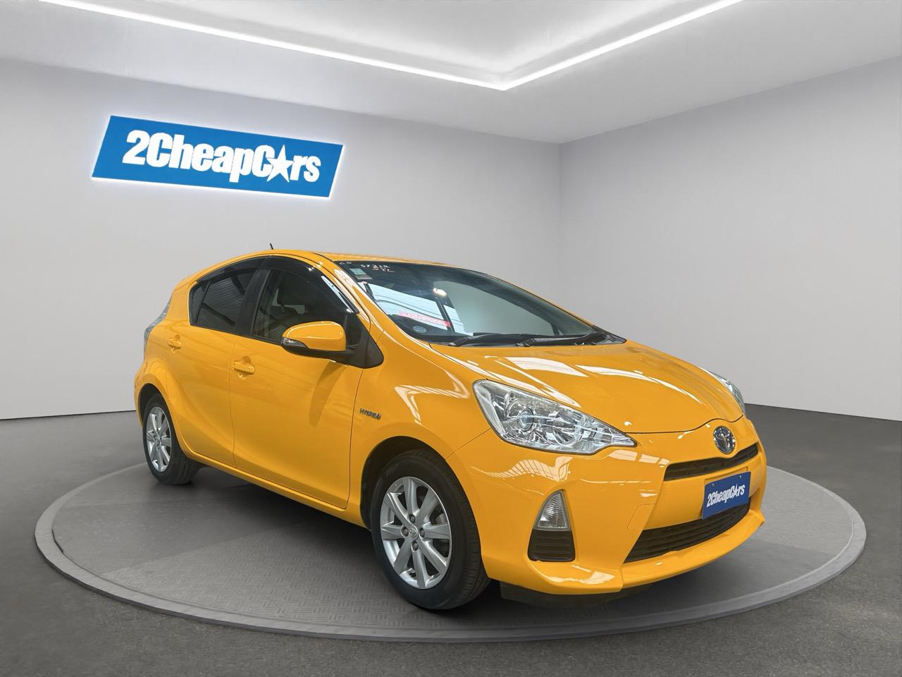 2014 Toyota Aqua S Hatchback PUSH BUTTON START + AUTO LIGHTS + REVERSING CAMERA