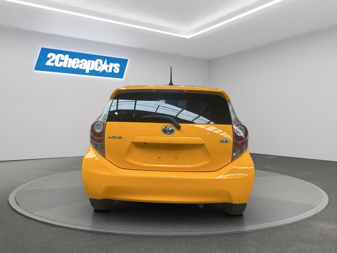 2014 Toyota Aqua S Hatchback PUSH BUTTON START + AUTO LIGHTS + REVERSING CAMERA