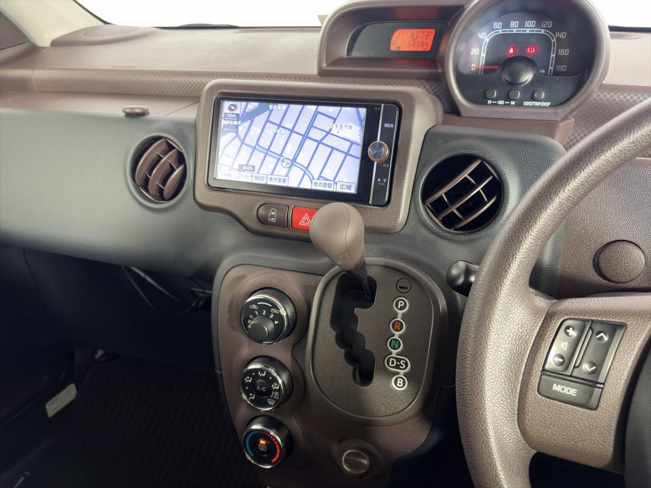 2013 Toyota SPADE F Hatchback POWER SLIDING DOOR + REVERSING CAMERA + SMART KEY