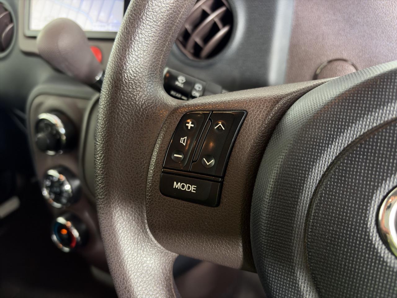 2013 Toyota SPADE F Hatchback POWER SLIDING DOOR + REVERSING CAMERA + SMART KEY