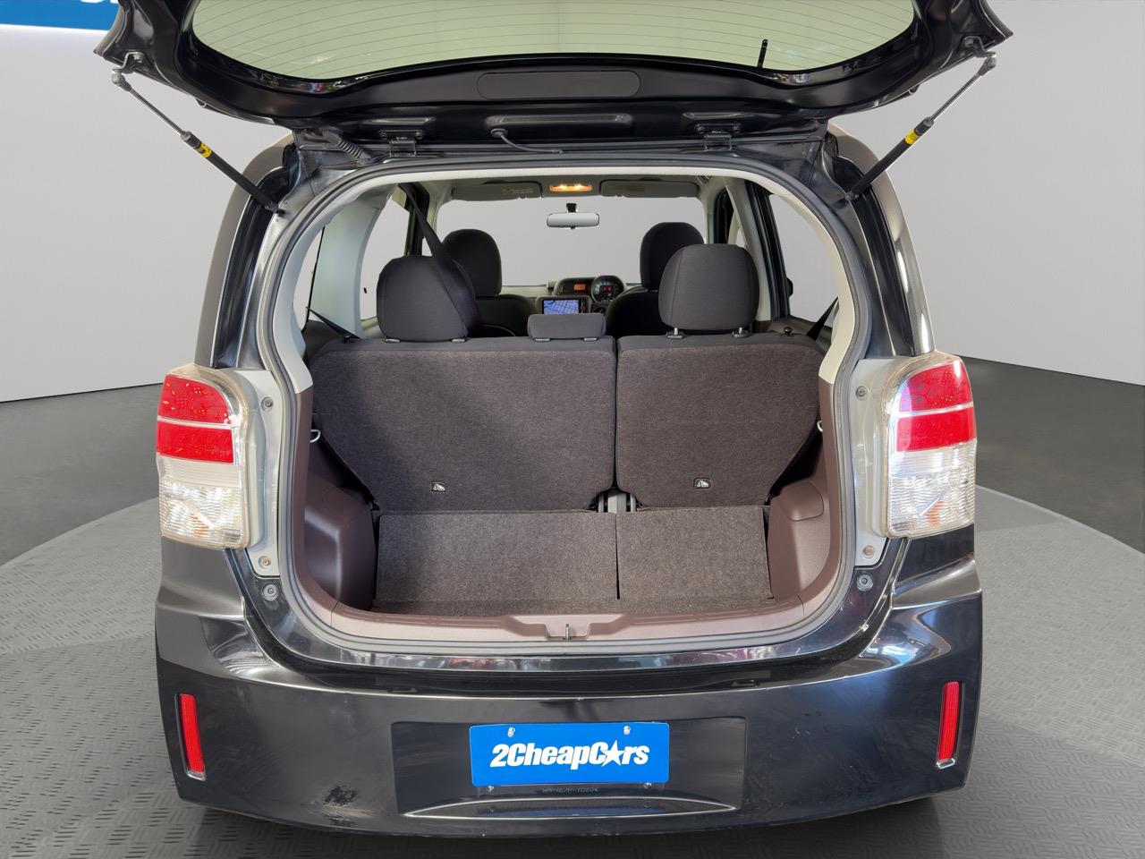 2013 Toyota SPADE F Hatchback POWER SLIDING DOOR + REVERSING CAMERA + SMART KEY