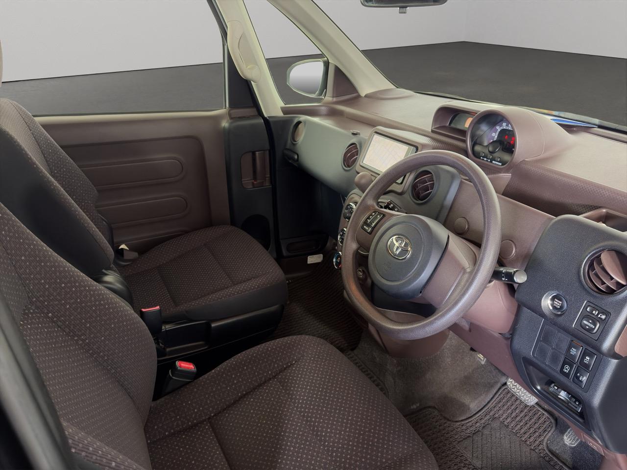 2013 Toyota SPADE F Hatchback POWER SLIDING DOOR + REVERSING CAMERA + SMART KEY