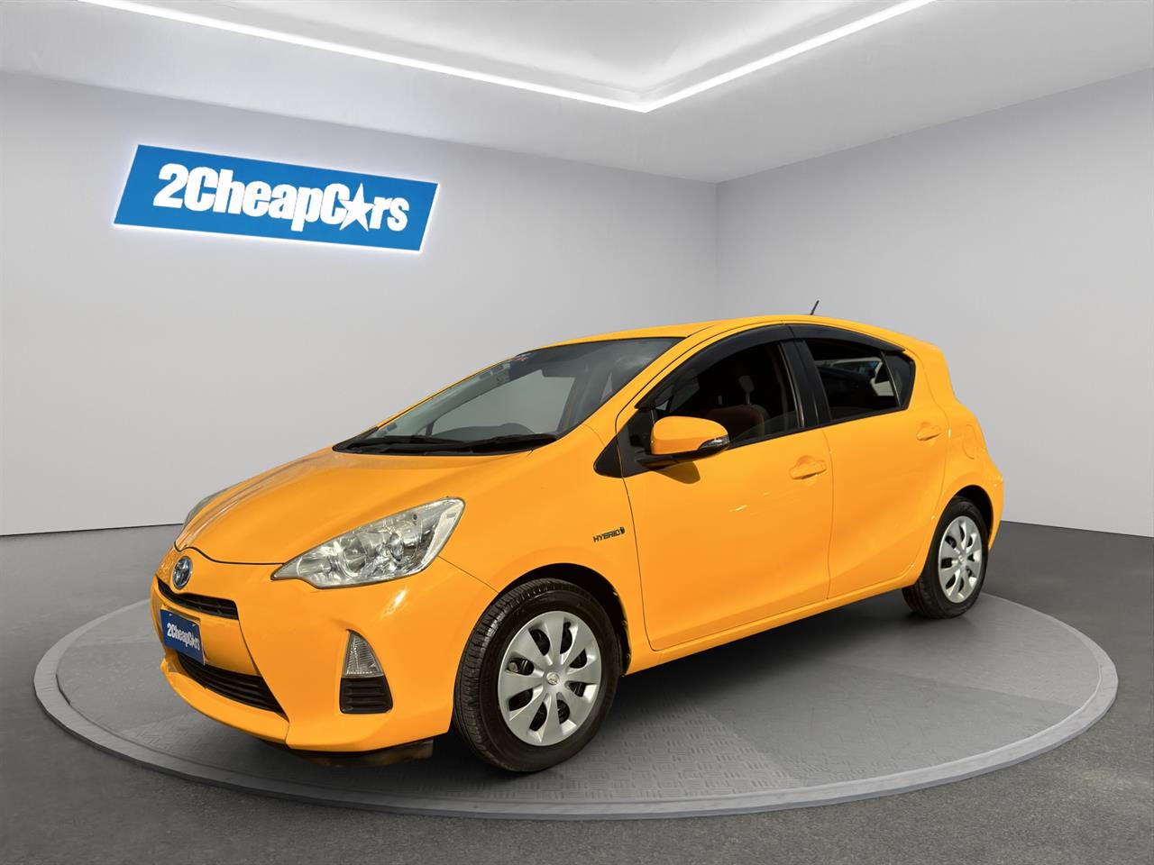 2013 Toyota Aqua S Hatchback