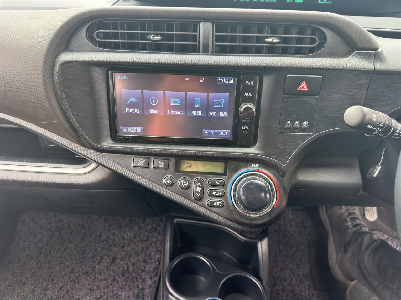 2013 Toyota Aqua S Hatchback PUSH BUTTON START + AUTO LIGHTS + REVERSING CAMERA