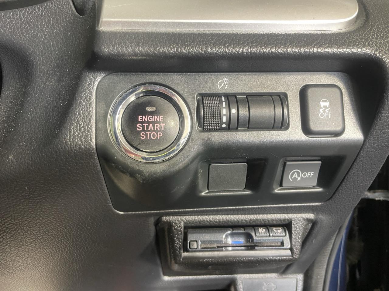 2015 Subaru XV 2.0i-L EYESIGHT 4WD RV/SUV AWD + EYE SIGHT SYSTEM + REVERSING CAMERA