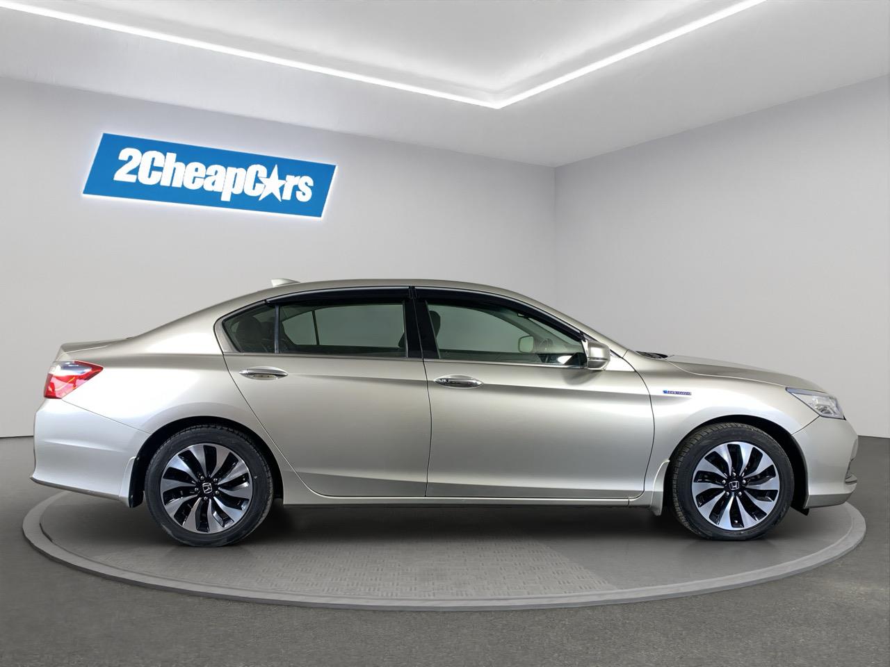 2013 Honda Accord HYBRID LX Sedan CRUISE CONTROL + POWER ADJUSTMENT SEATS