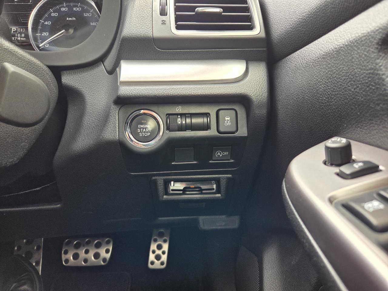 2015 Subaru Impreza 2.0i AWD Hatchback AWD + CRUISE CONTROL + AUTO LIGHTS