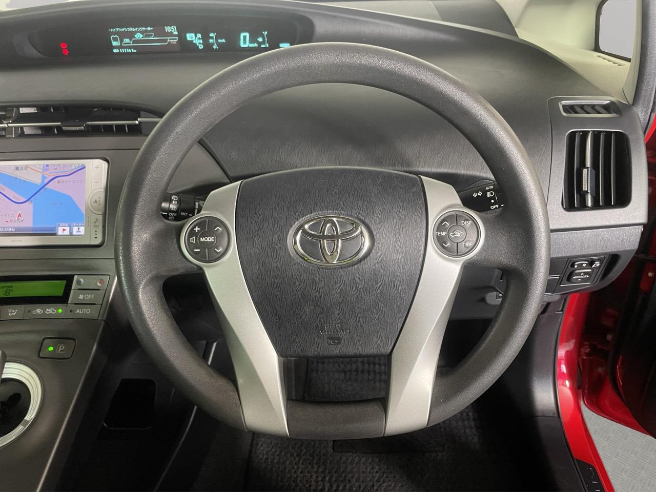 2012 Toyota Prius S Hatchback REVERSING CAMERA + AUTO LIGHTS + PUSH BUTTON START