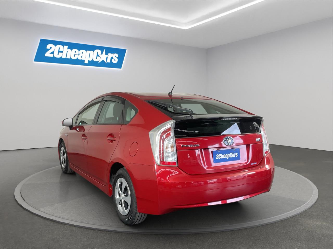 2012 Toyota Prius S Hatchback REVERSING CAMERA + AUTO LIGHTS + PUSH BUTTON START