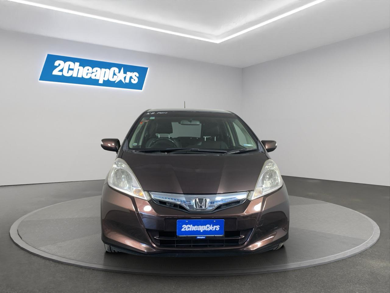 2013 Honda Fit Jazz hybrid Hatchback CRUISE CONTROL + HEATED SEATS +  REVERSING CAMERA