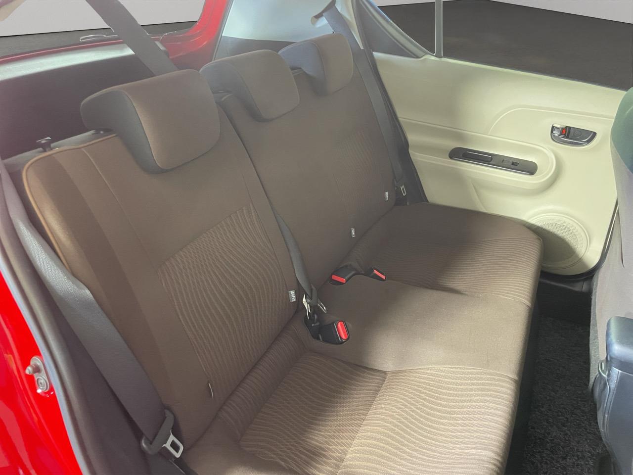 2013 Toyota Aqua S Hatchback REVERSING CAMERA + AUTO LIGHTS + PUSH BUTTON START