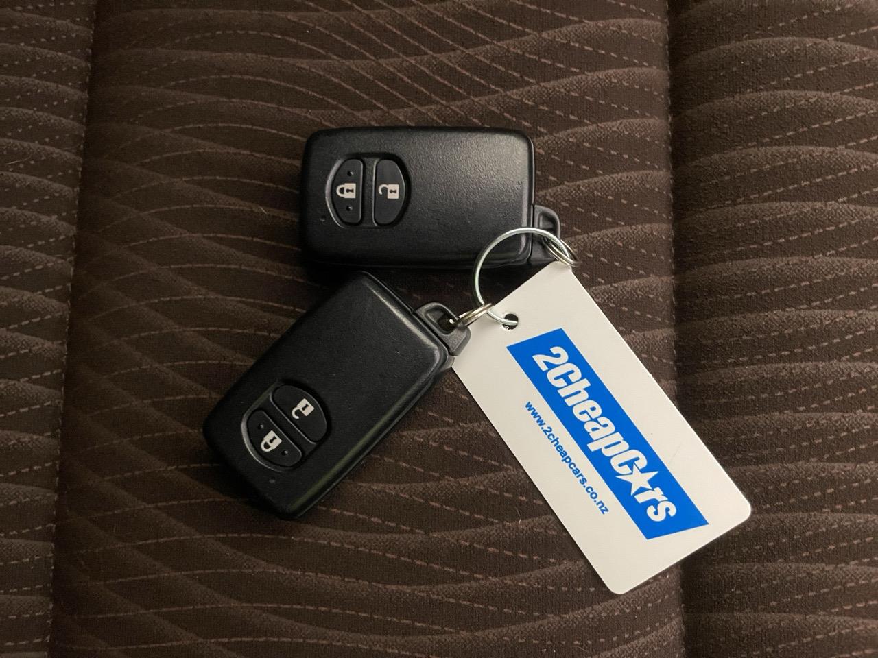 2013 Toyota Aqua S Hatchback REVERSING CAMERA + AUTO LIGHTS + PUSH BUTTON START