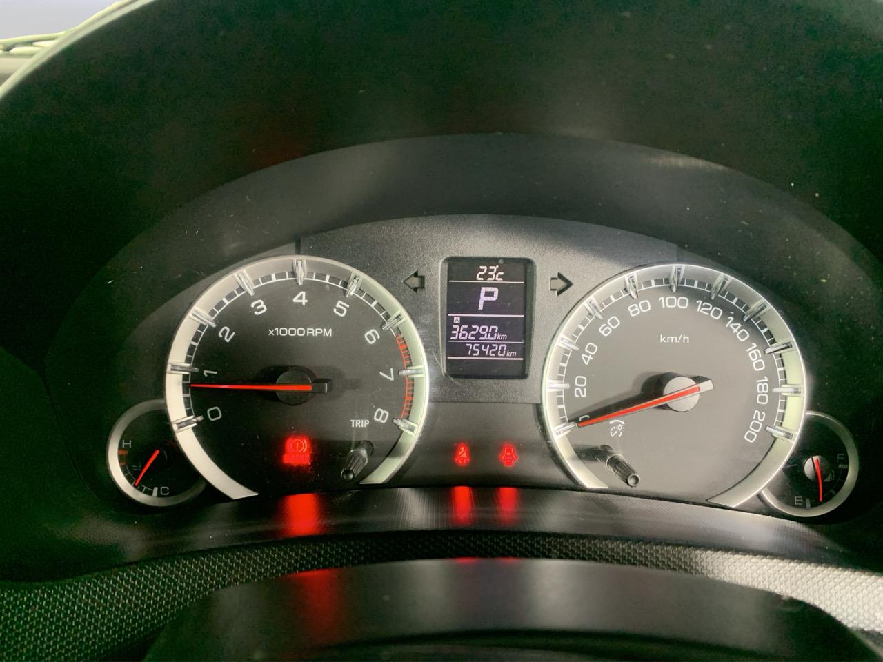 2015 Suzuki Swift 1.2 XG Hatchback REVESING CAMERA + PUSH SRART + KEYLESS ENTRY