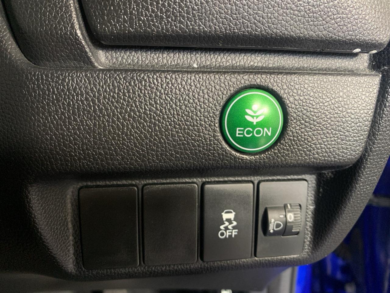 2013 Honda Fit Jazz New Shape Hatchback REVERSING CAMERA + PUSH BUTTON START