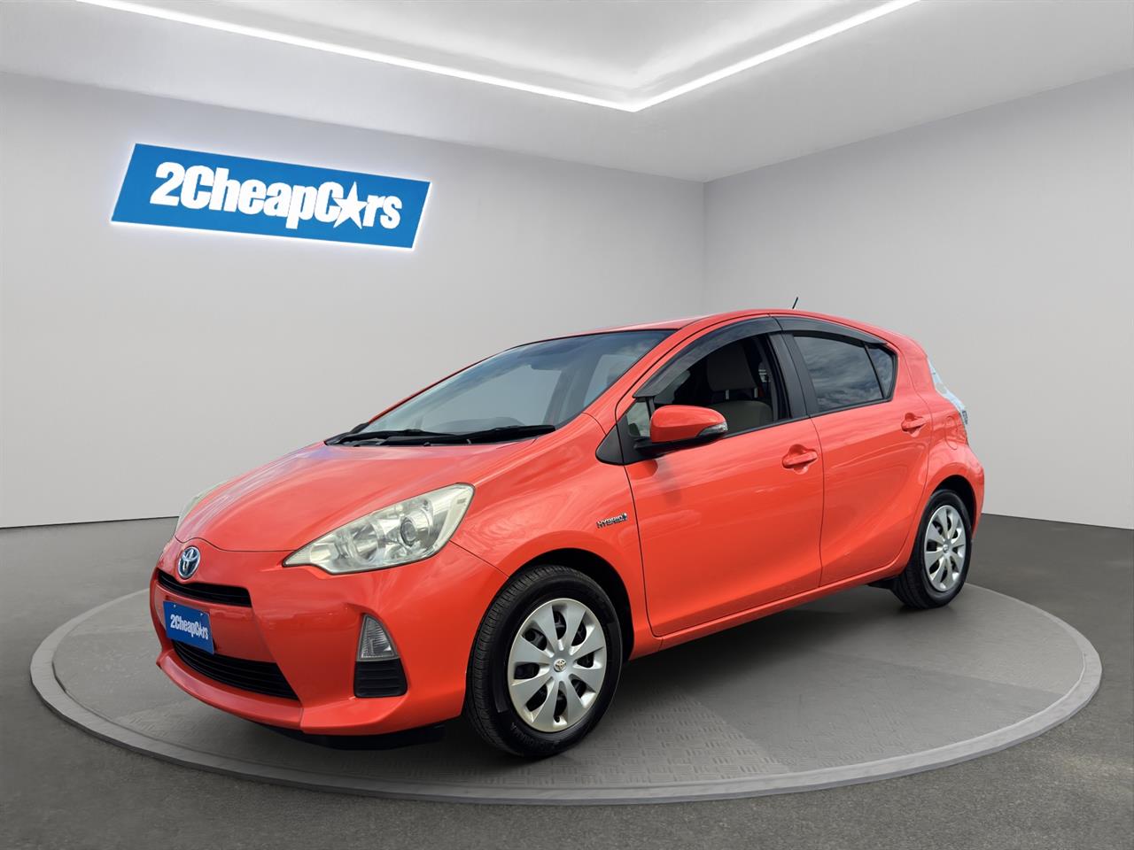 2013 Toyota Aqua S Hatchback