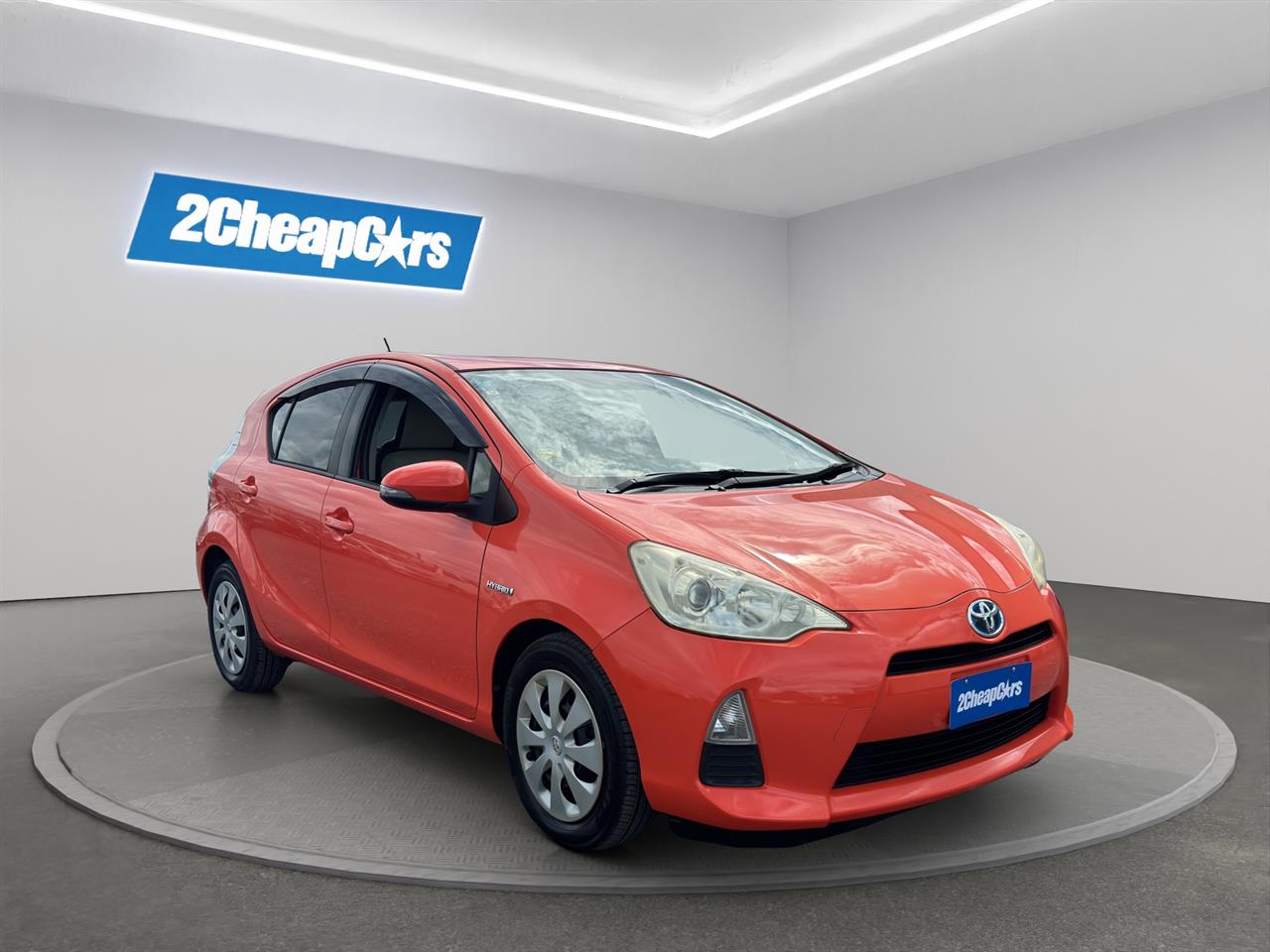 2013 Toyota Aqua S Hatchback SMART KEY + REVERSING CAMERA