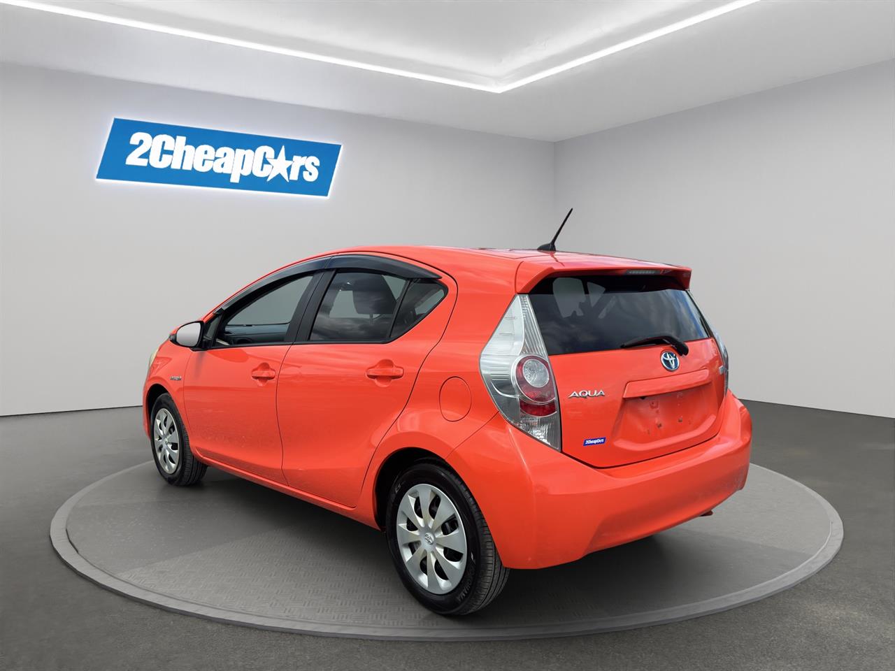 2013 Toyota Aqua S Hatchback SMART KEY + REVERSING CAMERA