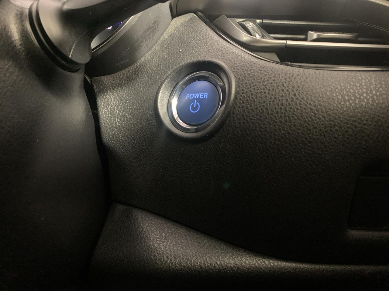 2017 Toyota C-HR G HYBRID RV/SUV CRUISE CONTROL + PUSH SRART + AUTO LIGHTS