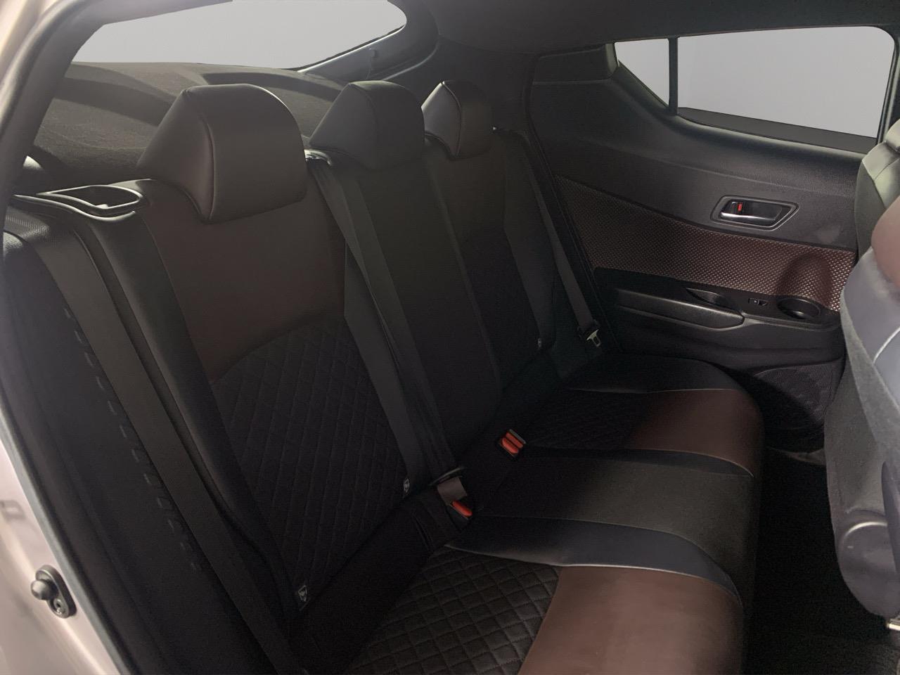 2017 Toyota C-HR G HYBRID RV/SUV CRUISE CONTROL + PUSH SRART + AUTO LIGHTS