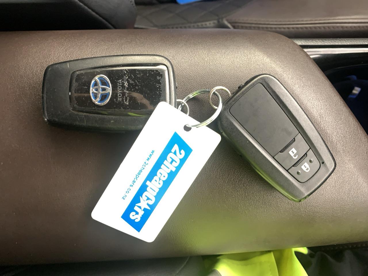 2017 Toyota C-HR G HYBRID RV/SUV CRUISE CONTROL + PUSH SRART + AUTO LIGHTS