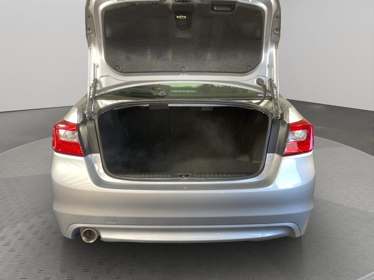 2016 Subaru Legacy B4 EYESIGHT AWD Sedan AWD + EYE SIGHT SYSTEM + REVERSING CAMERA