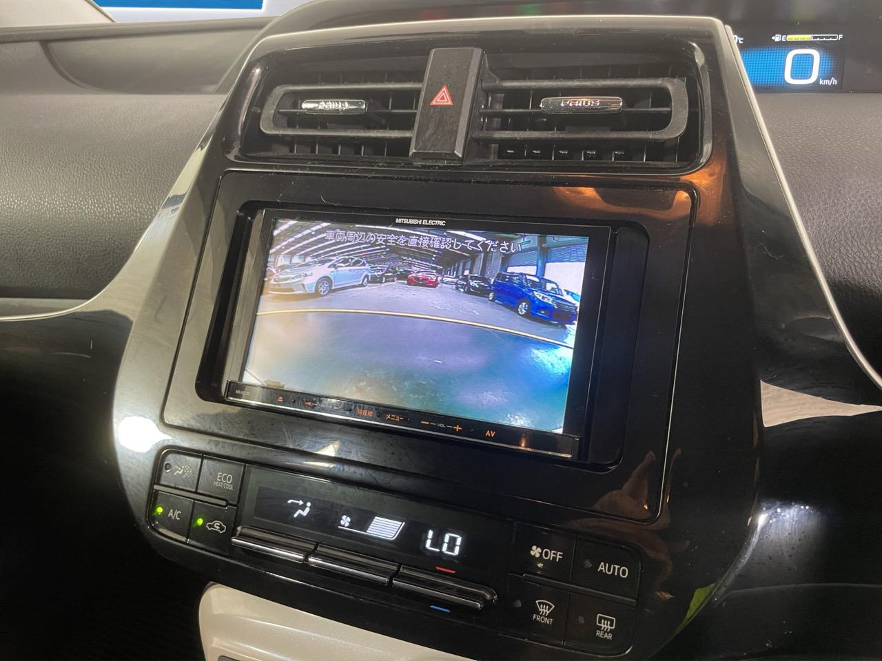 2016 Toyota Prius Hybrid New Shape E Hatchback REVERSING CAMERA + AUTO LIGHTS + PUSH START