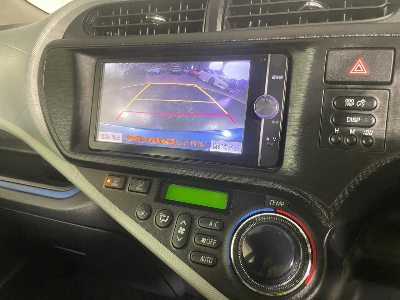 2013 Toyota Aqua S Hatchback LOW KMS + REVERSING CAMERA + AUTO LIGHTS