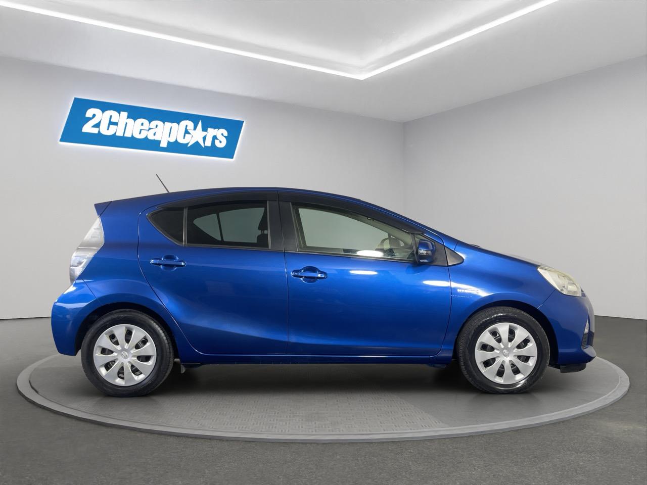 2013 Toyota Aqua S Hatchback LOW KMS + REVERSING CAMERA + AUTO LIGHTS