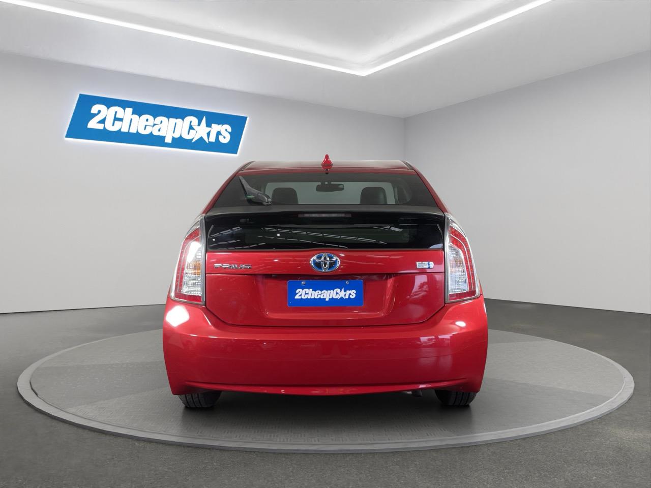 2012 Toyota Prius G Hatchback REVERSING CAMERA + AUTO LIGHTS + CRUISE CONTROL