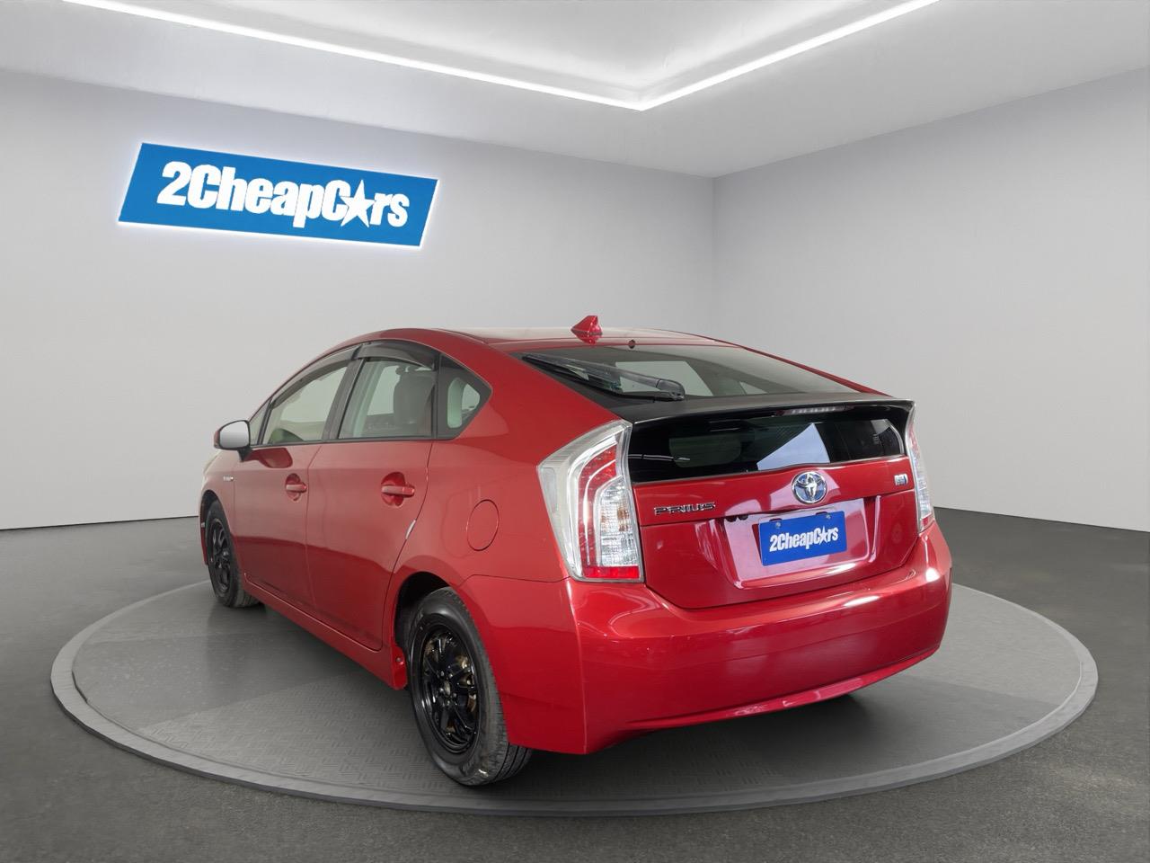 2012 Toyota Prius G Hatchback REVERSING CAMERA + AUTO LIGHTS + CRUISE CONTROL