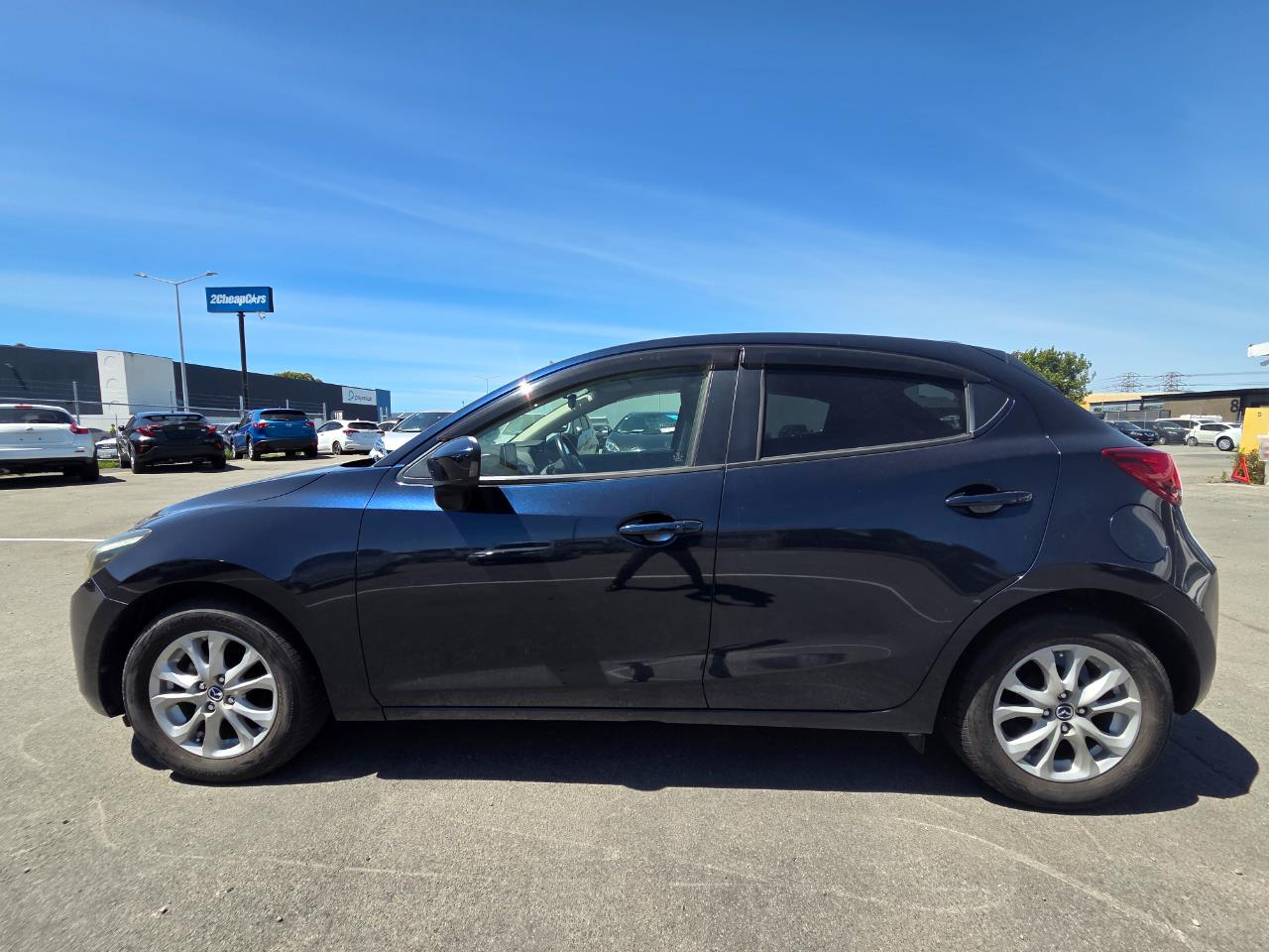 2014 Mazda Demio 2 New Shape Skyactive Hatchback SMART KEY + I-STOP