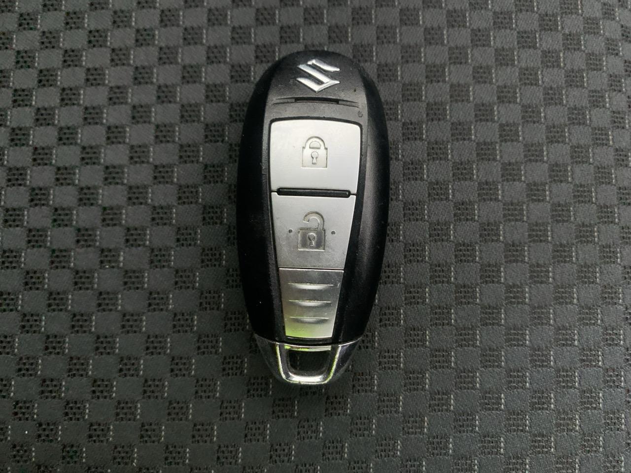 2013 Suzuki Swift RS Hatchback LOW KMS + PADDLE SHIFT + CRUISE CONTROL