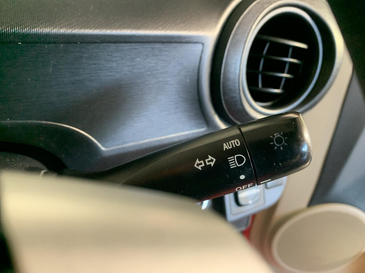 2013 Toyota Aqua S Hatchback PUSH START + REVERSING CAMERA + PARKING SENSORS