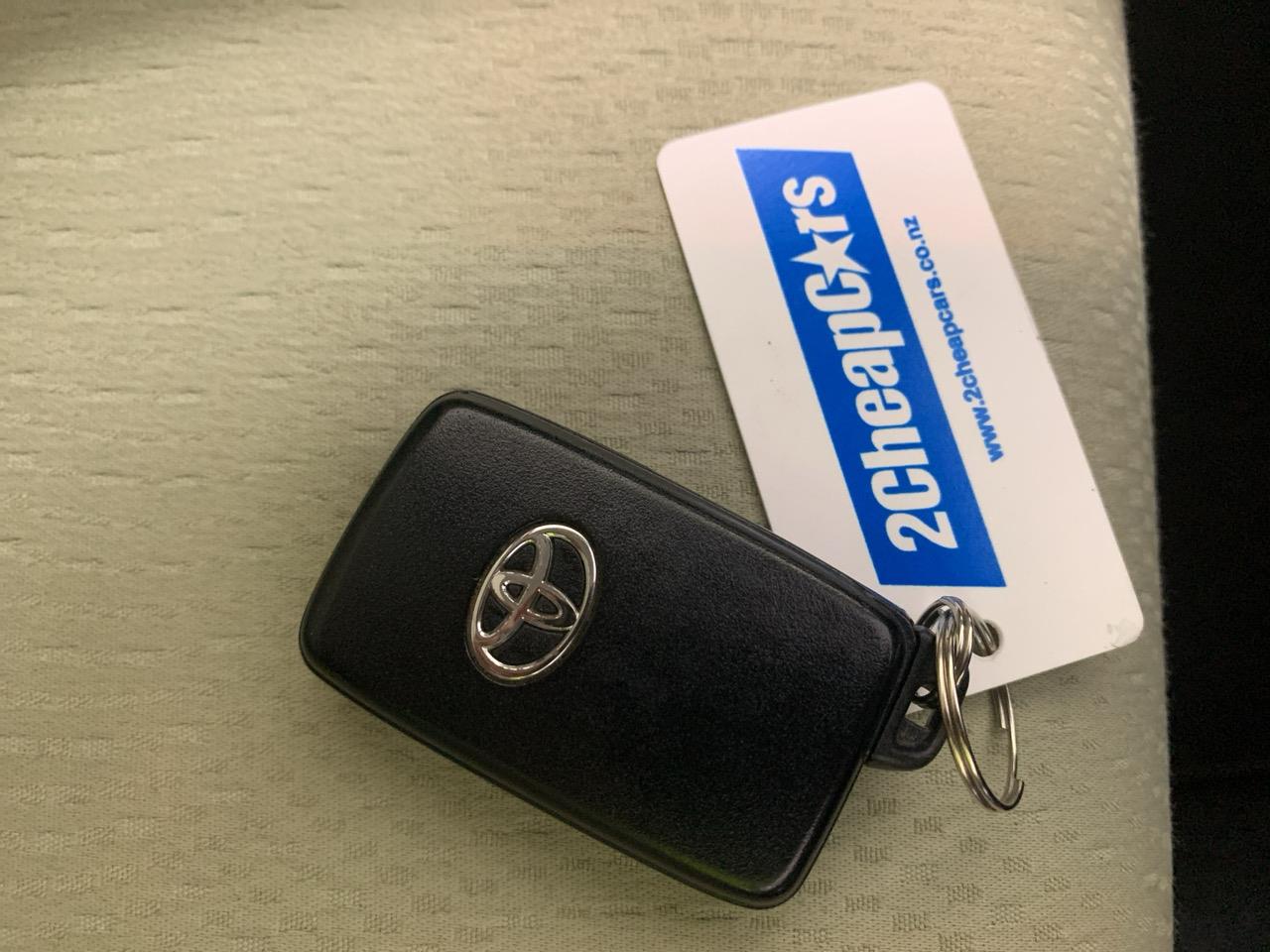 2013 Toyota Aqua S Hatchback PUSH START + REVERSING CAMERA + PARKING SENSORS