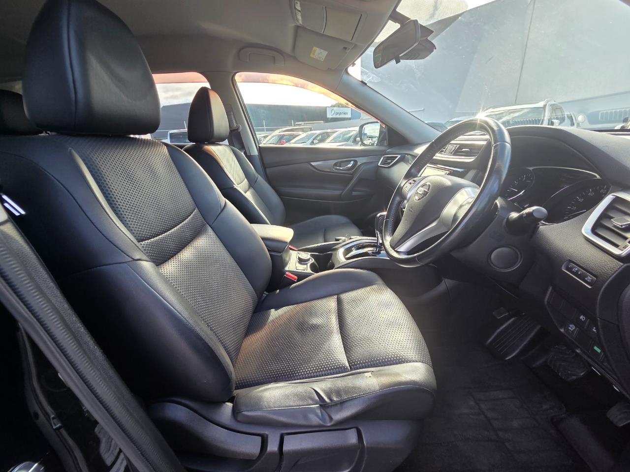 2014 Nissan X-TRAIL 20X EMERGENCY BRAKE 4WD RV/SUV LOW KM + SMART KEY + 4WD