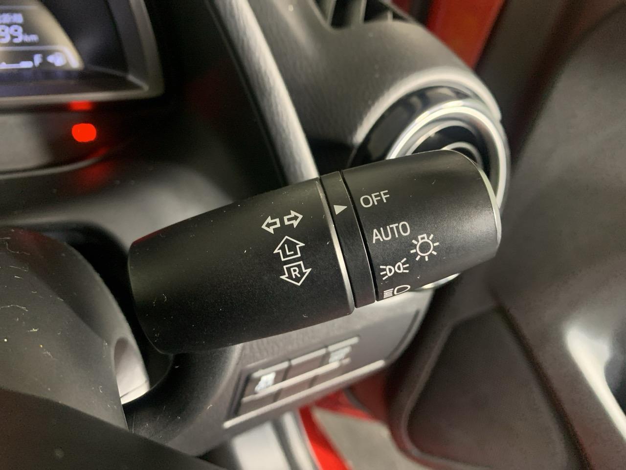 2015 Mazda Demio 2 New Shape Skyactive Hatchback LOW KM + REVESING CAMERA + AUTO LIGHTS