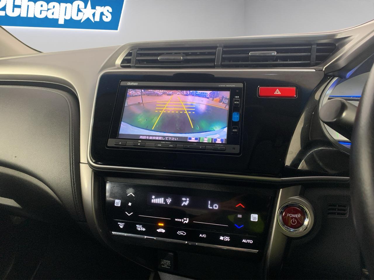 2015 Honda Grace Hybrid Sedan REVESING CAMERA + PUSH SRART + AUTO LIGHTS