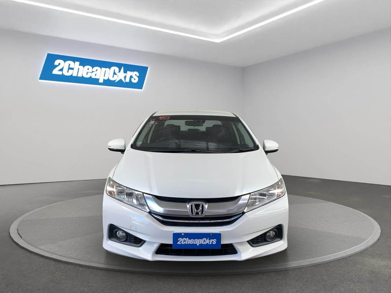 2015 Honda Grace Hybrid Sedan REVESING CAMERA + PUSH SRART + AUTO LIGHTS