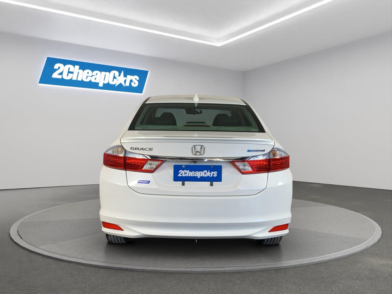 2015 Honda Grace Hybrid Sedan REVESING CAMERA + PUSH SRART + AUTO LIGHTS